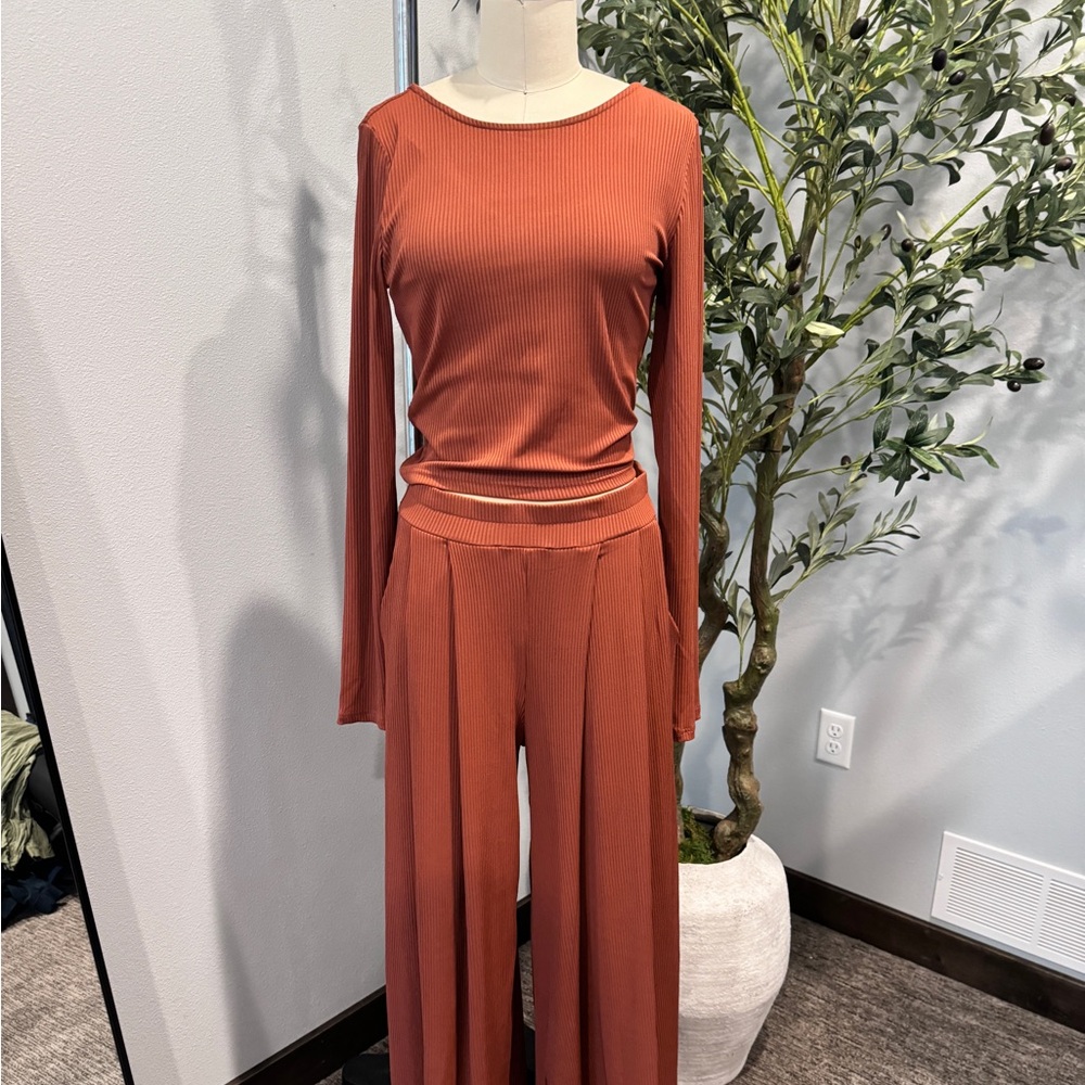 Two-piece outfit